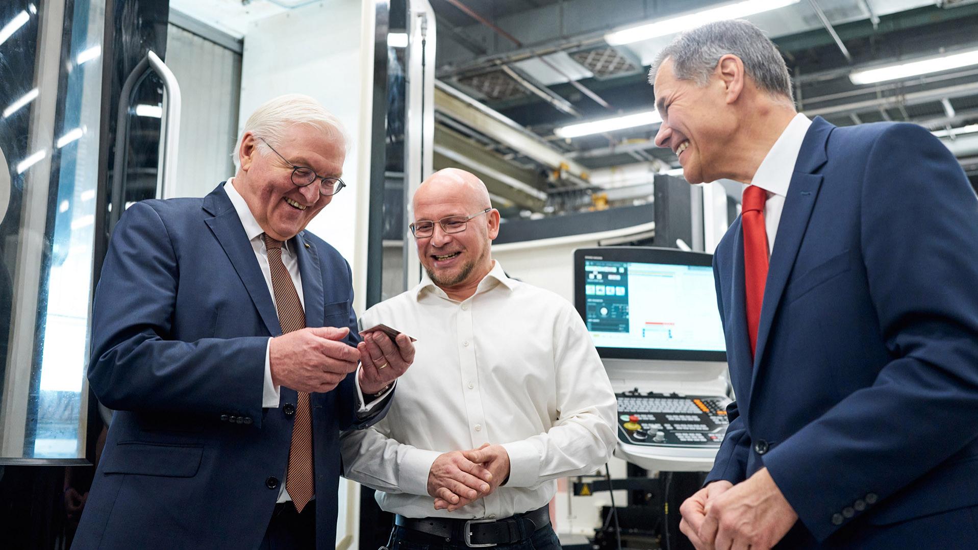Bundespräsident Frank-Walter Steinmeier zu Besuch bei ZEISS in Jena