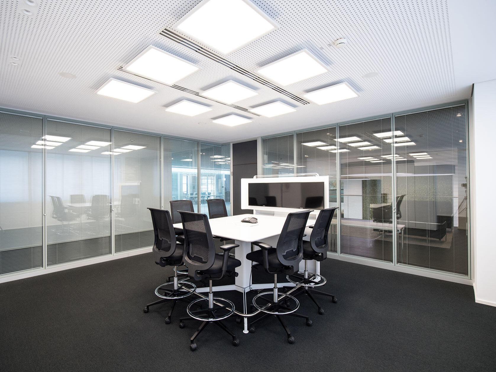 ZEISS Forum, Stratus