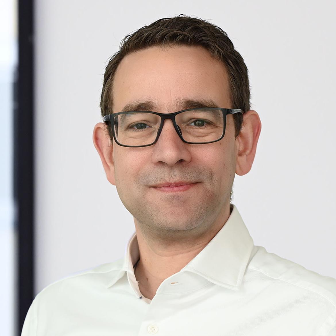 Portrait of Prof. Dr. Boris Hofmann