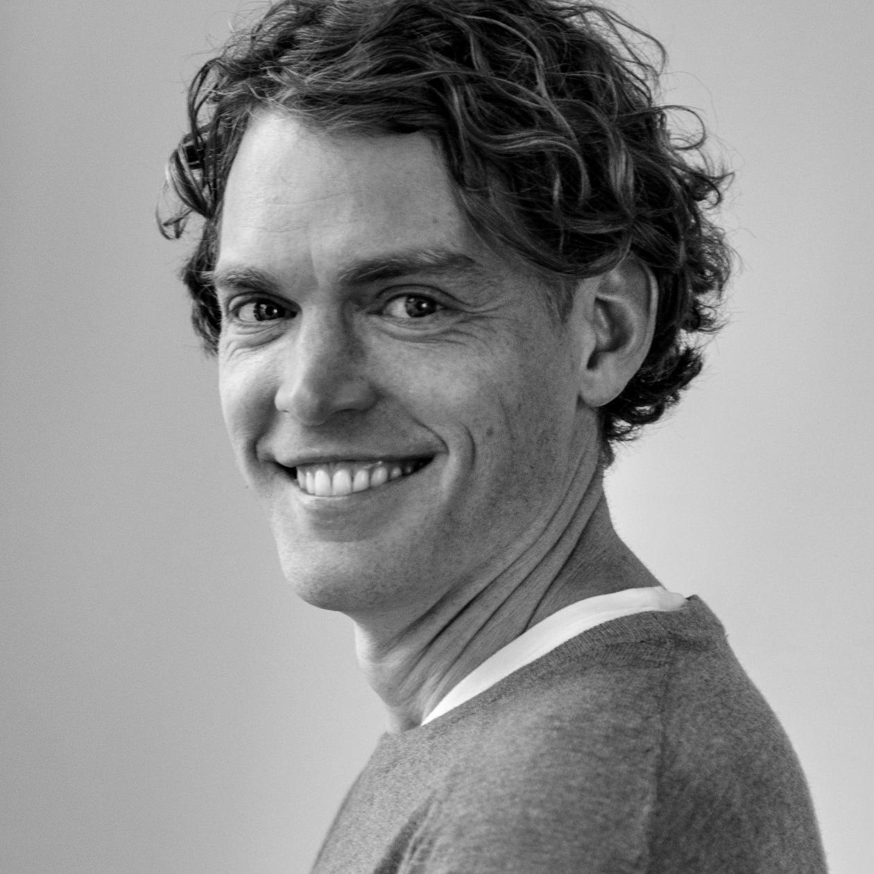 Portrait of Dr. Dr. Florian Leiß