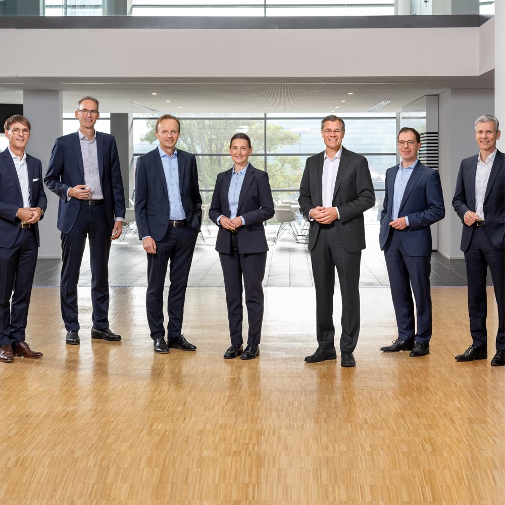 Management & committees