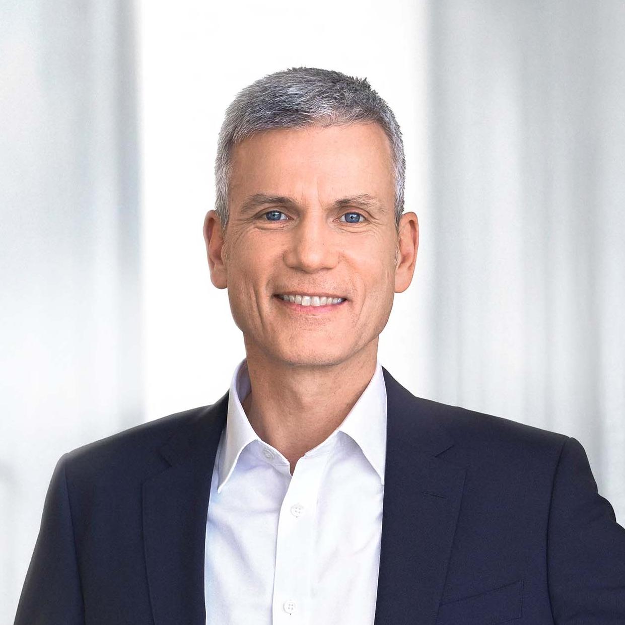 Profile picture of Andreas Pecher, President and CEO of the ZEISS Group