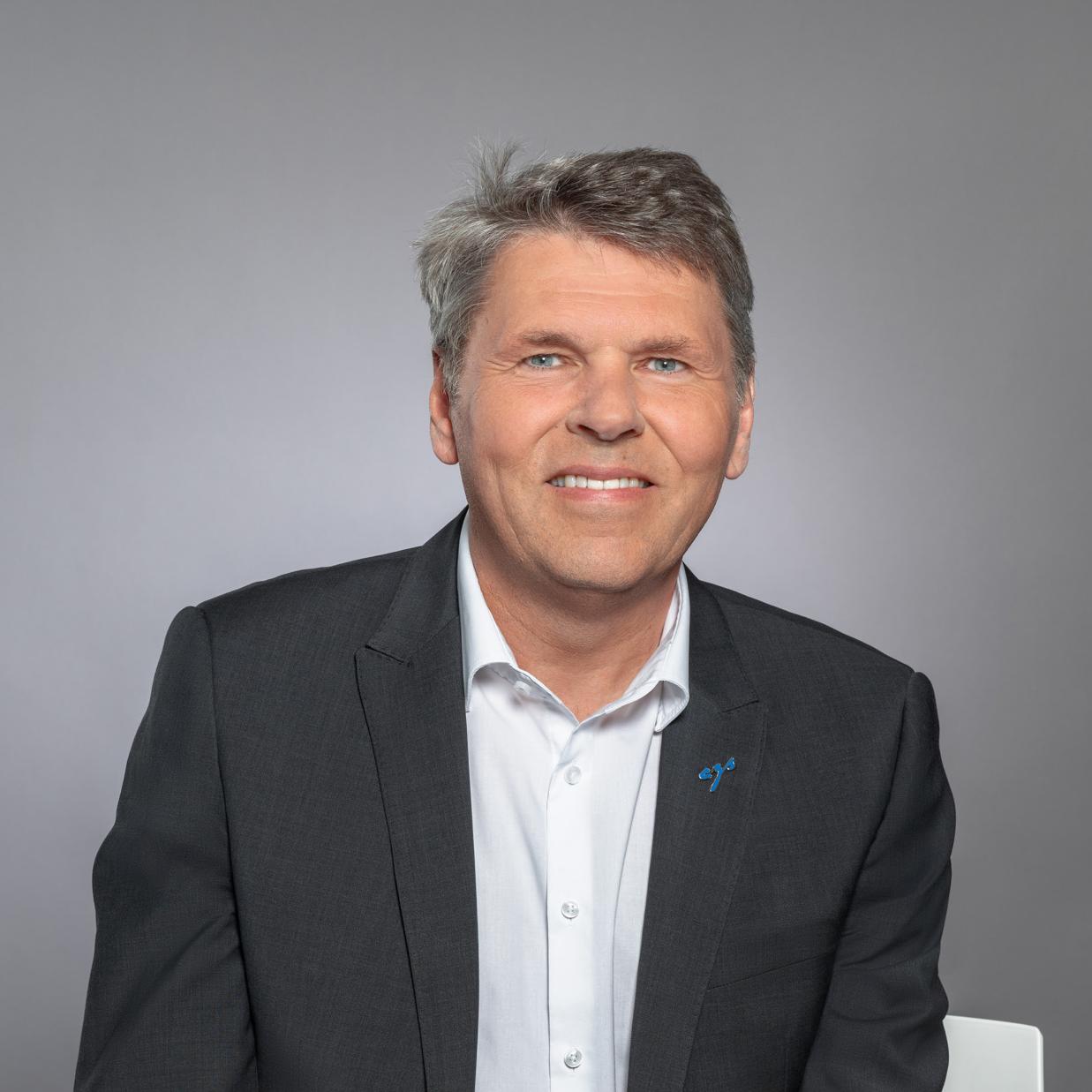 Dr. Michael Bolle