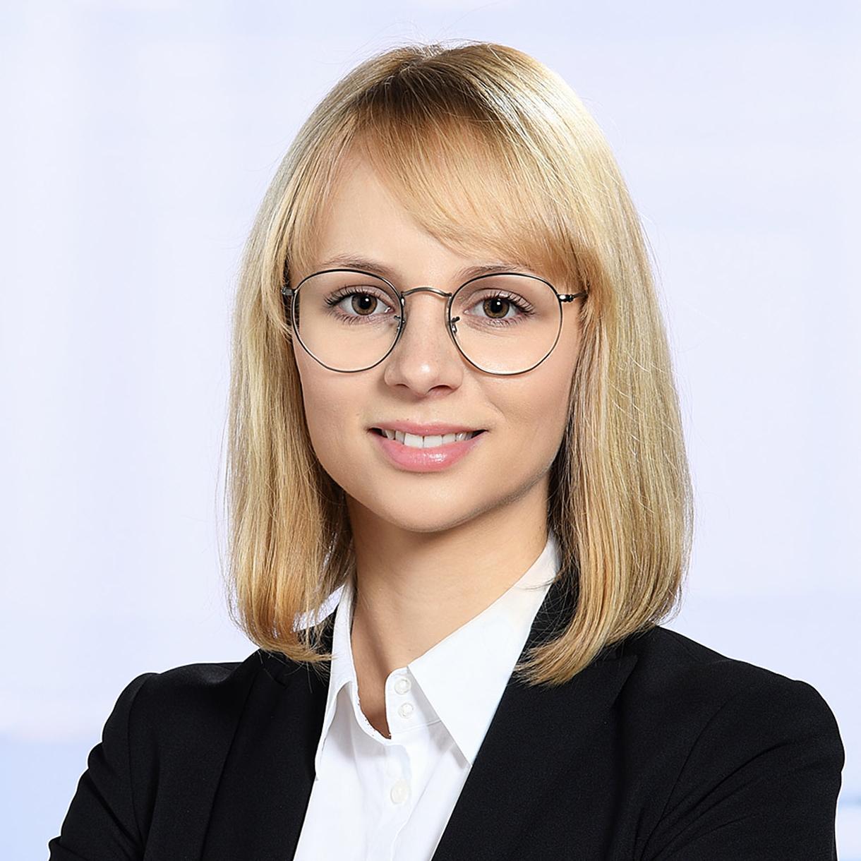 Maria Conrad, Carl Zeiss Vision International GmbH