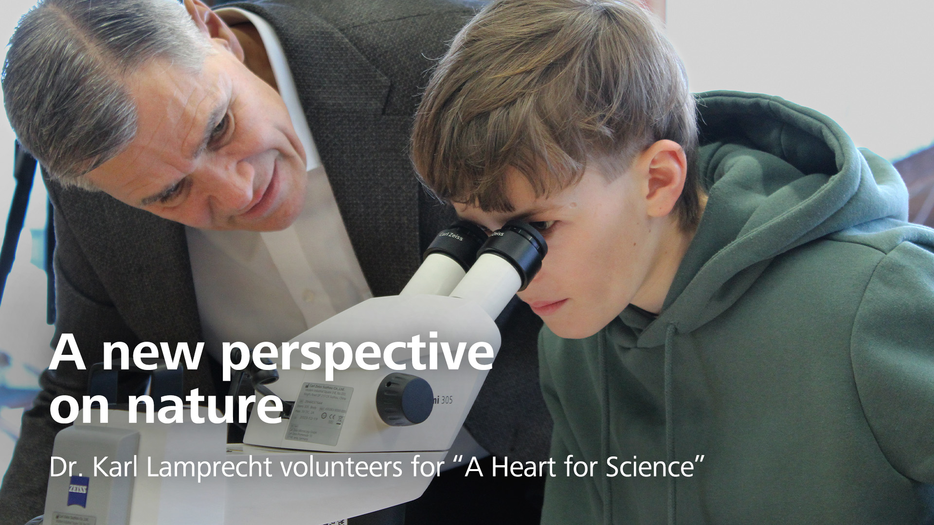 Discovering the world of microscopy | Dr. Karl Lamprecht volunteers for "A Heart for Science"