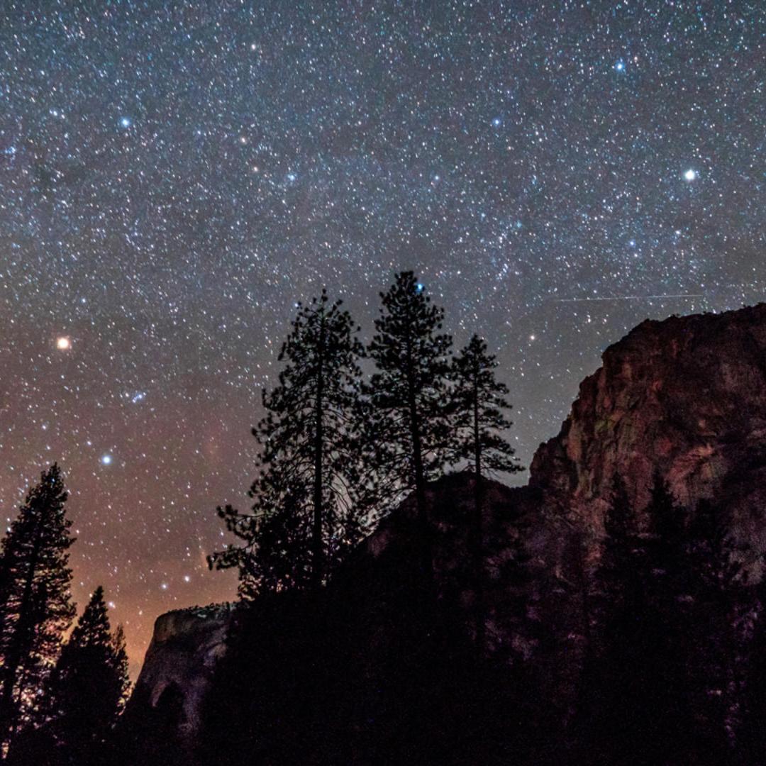 Astrophysicist Dr. Suzanna Randall researches outer space and focuses on the evolution of stars.