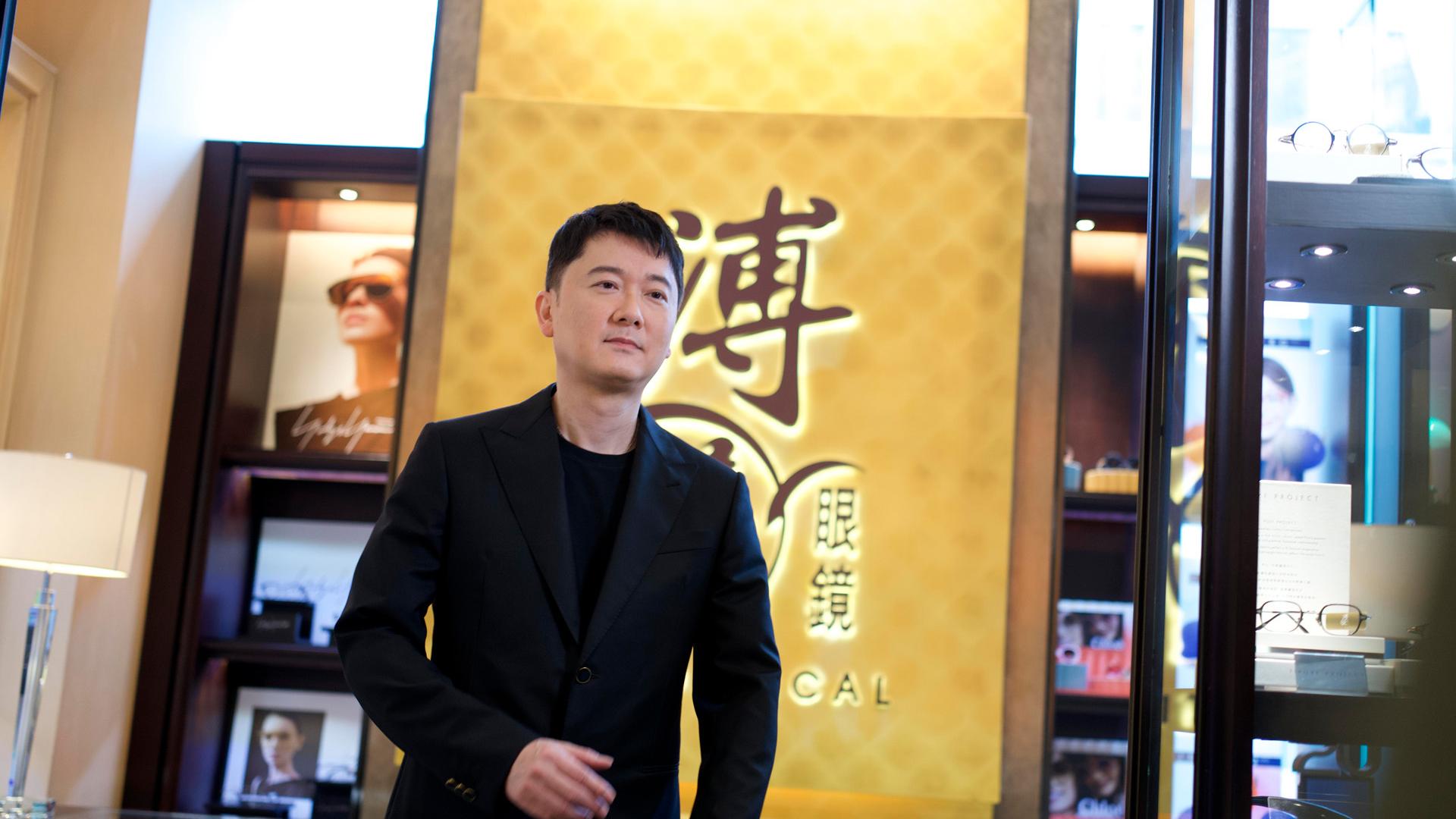 Jeffery Yau, Founder and CEO of PUYI OPTICAL