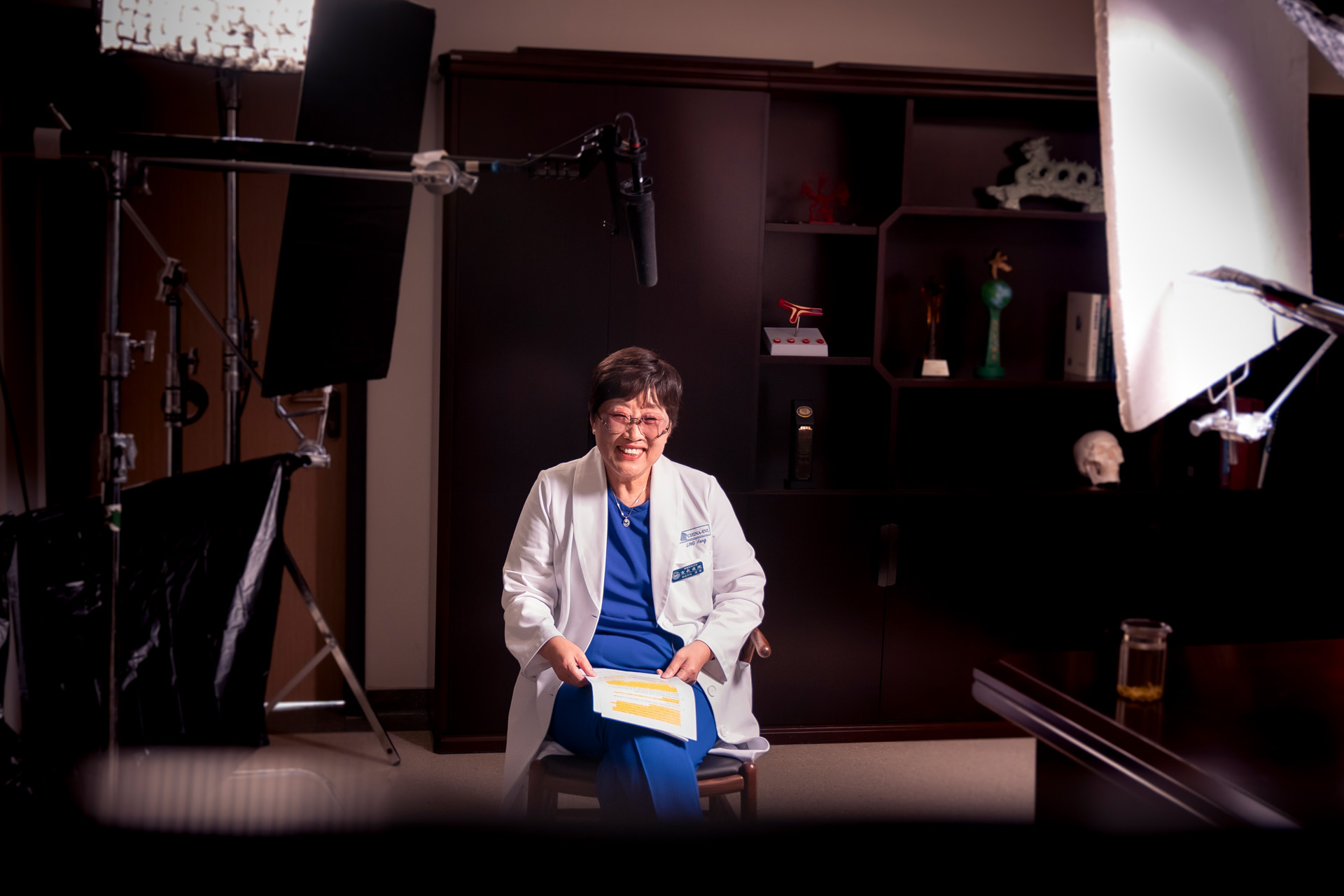 Making-Of Prof. Ling Feng, Neurosurgeon and Deputy Director of China INI in Beijing