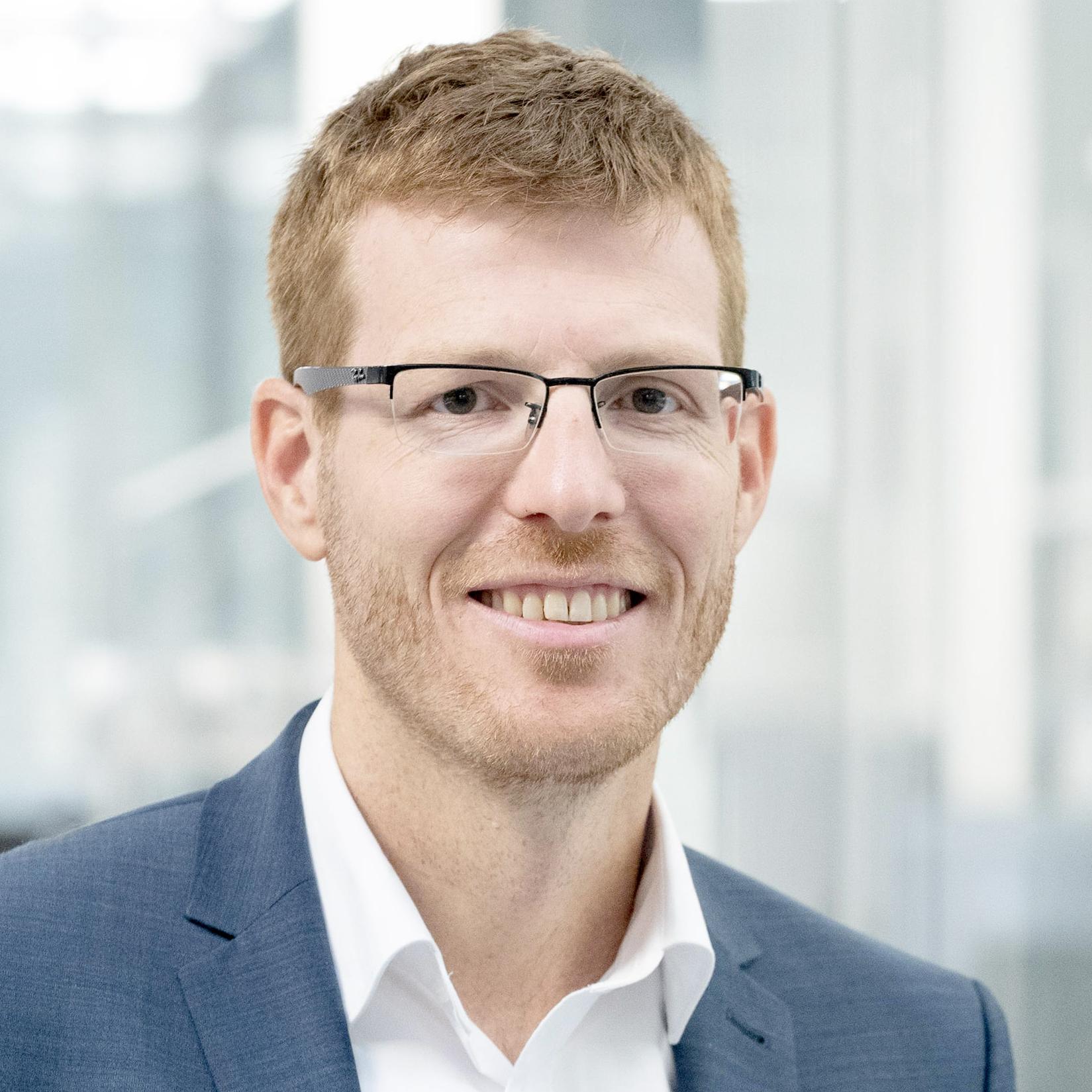 Dr. Michael Albiez