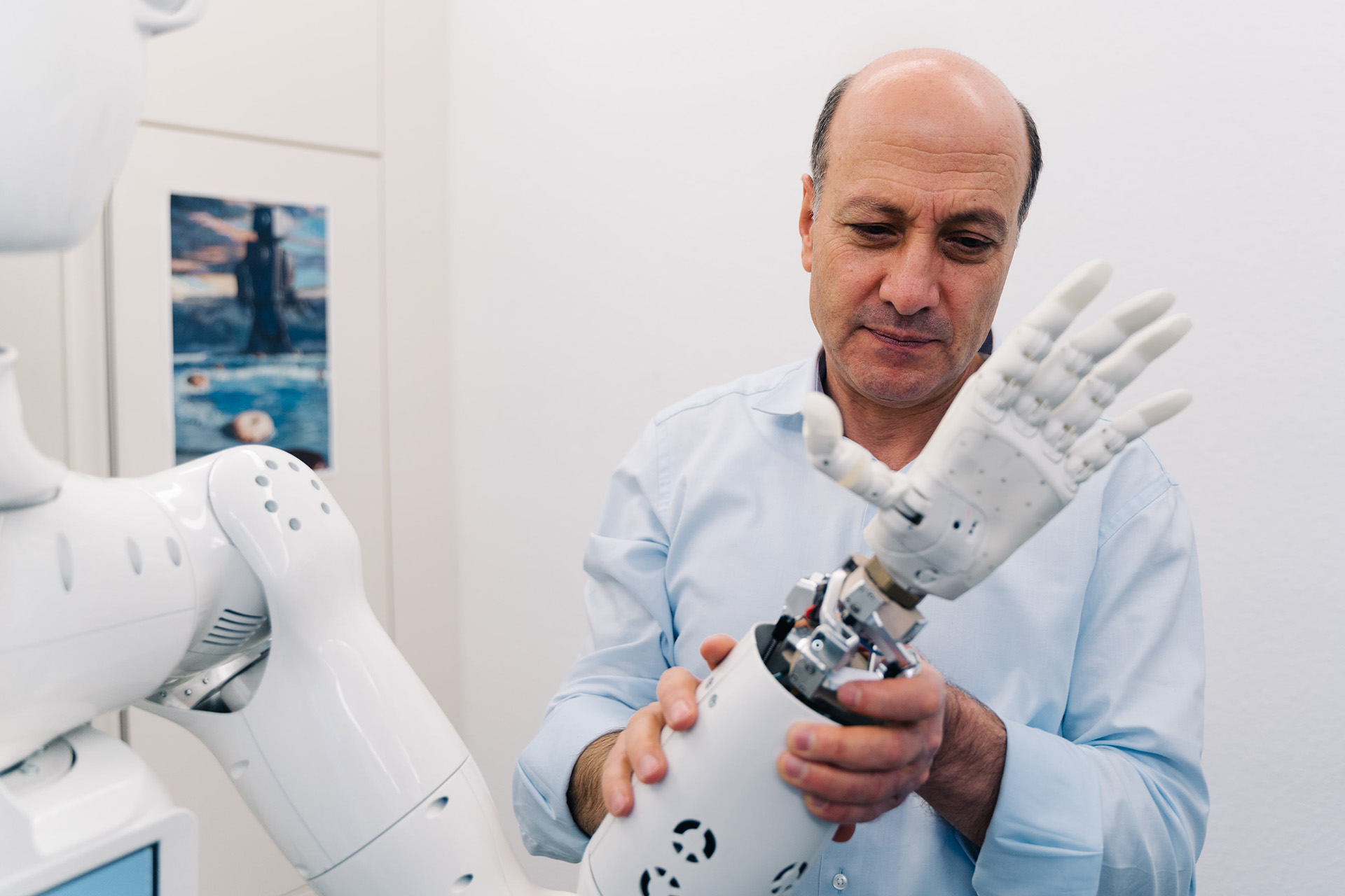 Prof. Dr. Tamim Asfour develops robots for elderly care