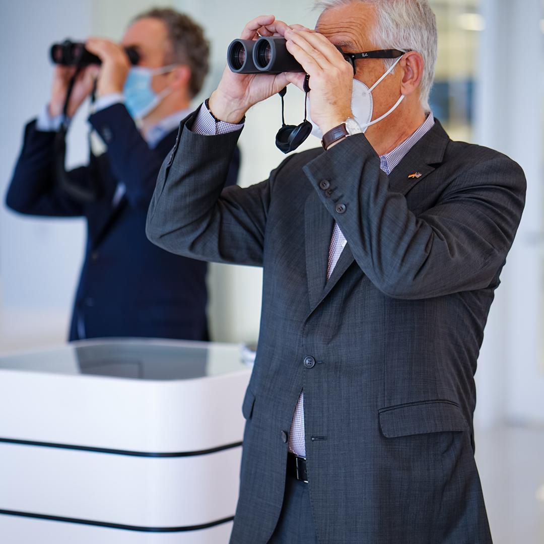 German Consul General, Oliver Schramm, visits the ZEISS Innovation Center