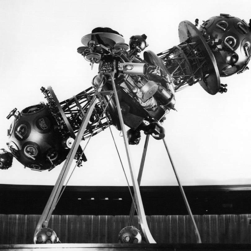 Projektorenmodell V