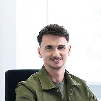 Profile picture of Simon.