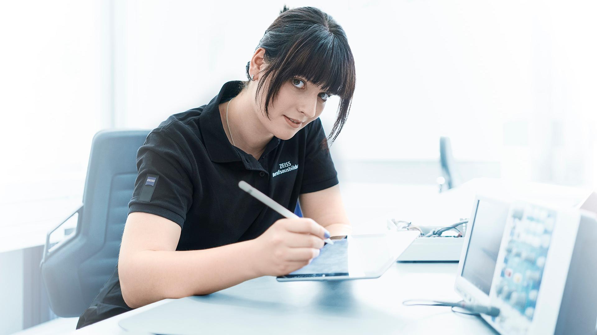 ZEISS Ausbildung Technisch Eltroniker Automatisierungstechnik
