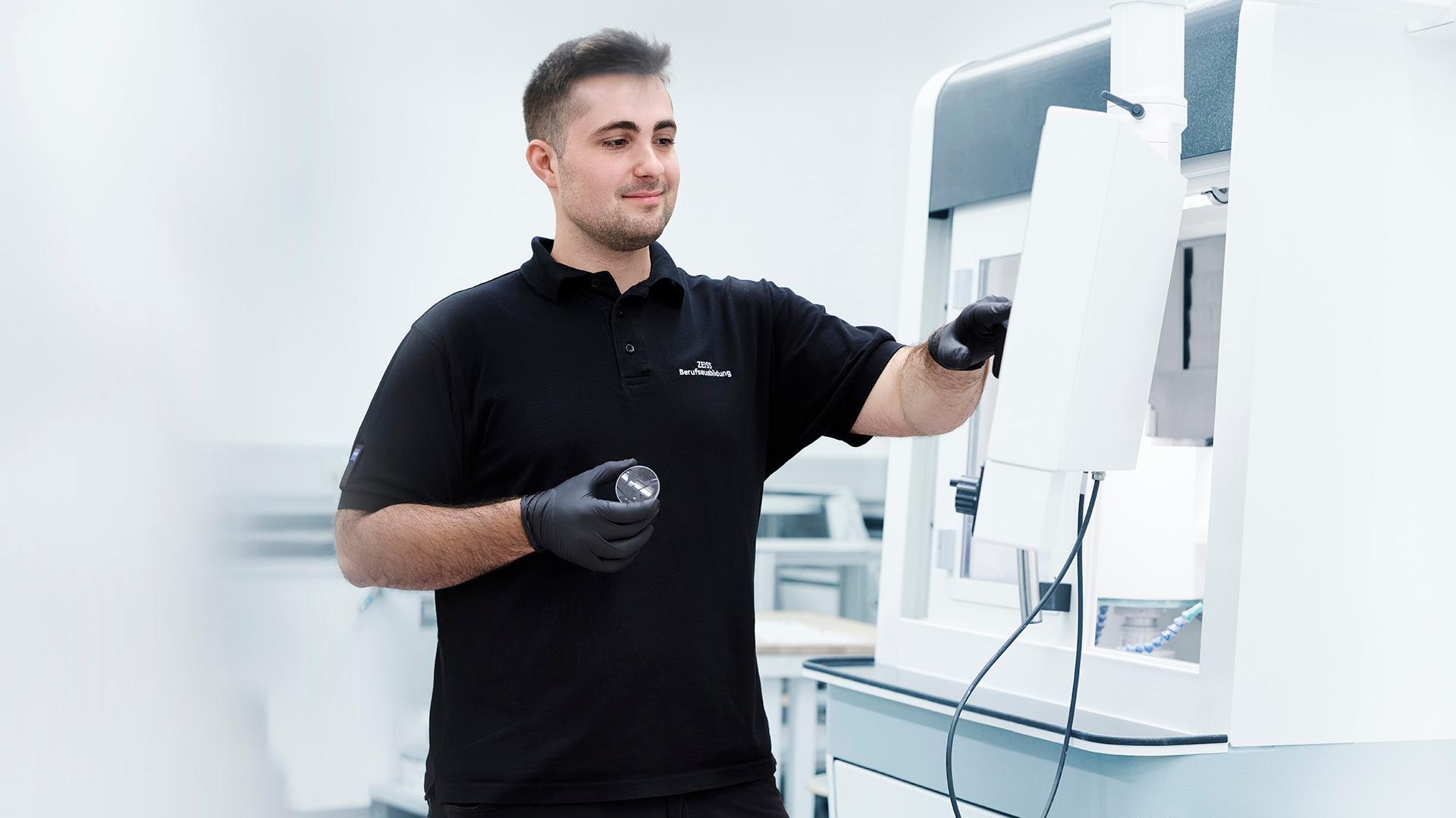 ZEISS Ausbildung Technisch Feinoptiker