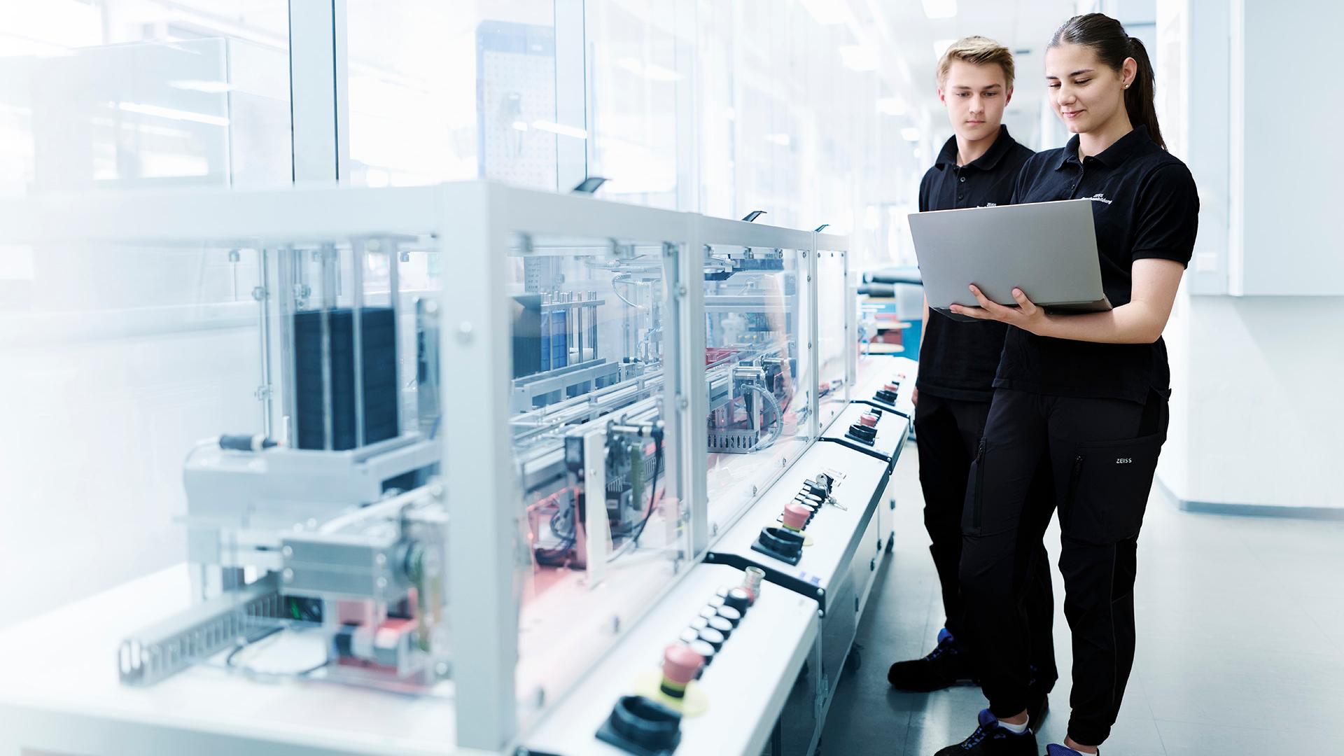 ZEISS Ausbildung Technisch Produktionstechnologe