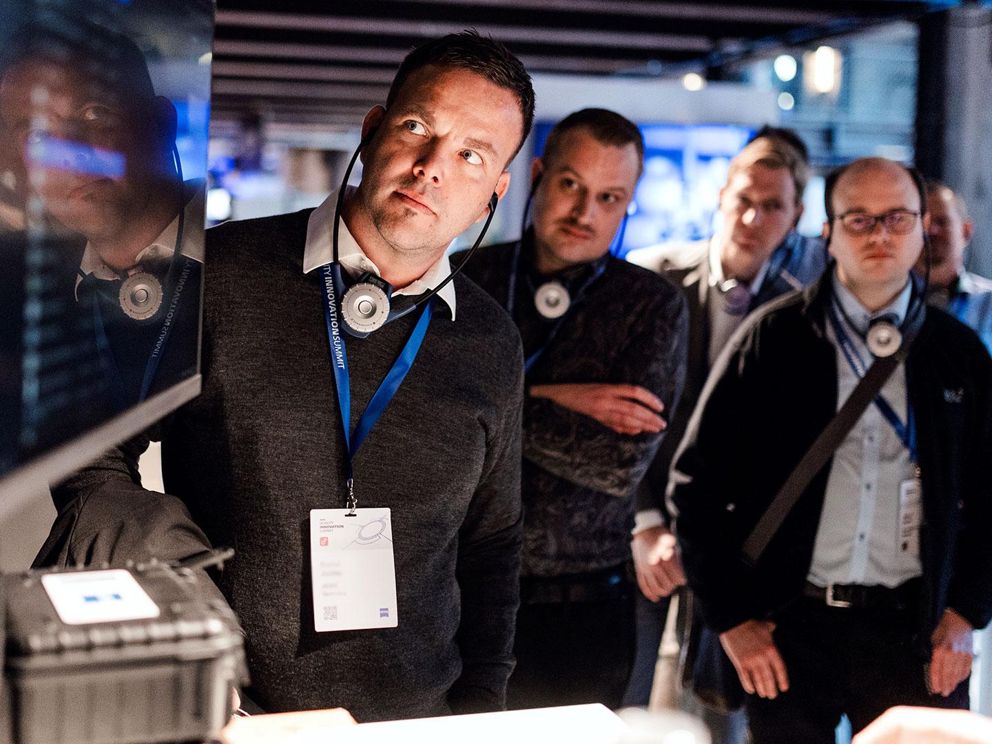 Guided tours at Control 