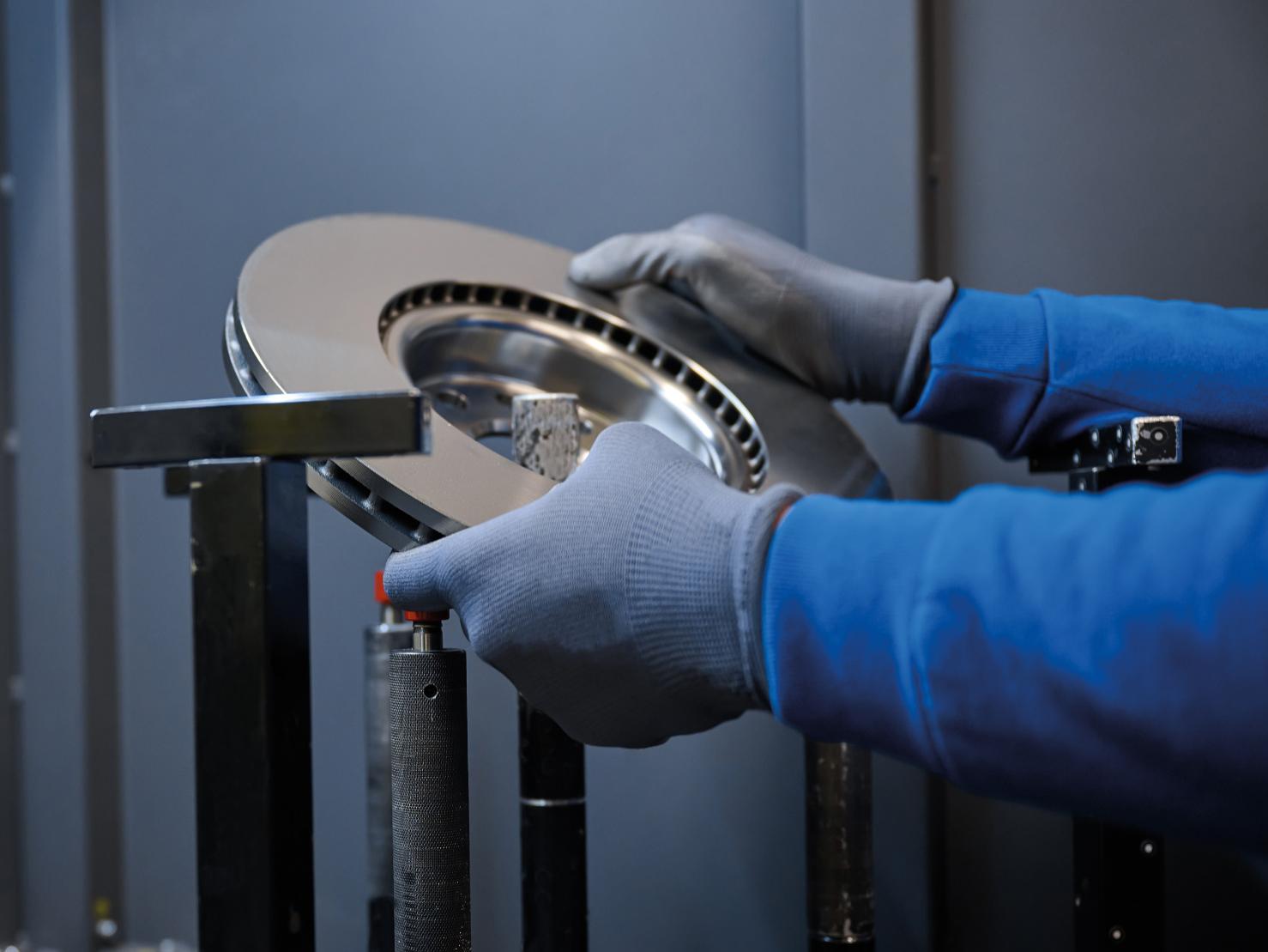 Brake disc production of Breyden is in progress.