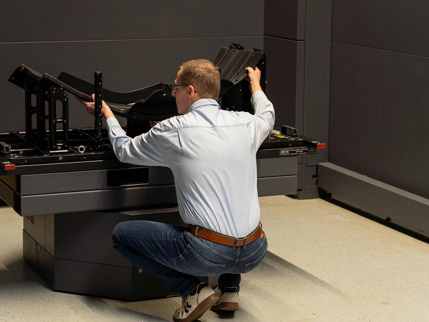 The fixture concept developed by Andre Gromann in the ScanBox enables the simultaneous measurement of several parts. 