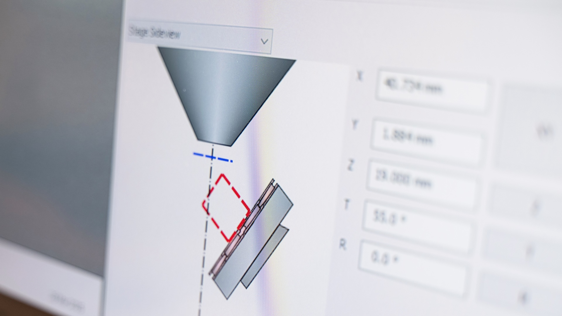 Computer screen displaying a 3D model and measurement interface from a ZEISS software for precise optical or metrological analysis.