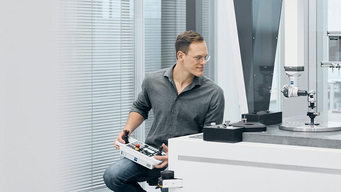 Multisensor coordinate measuring machines from ZEISS