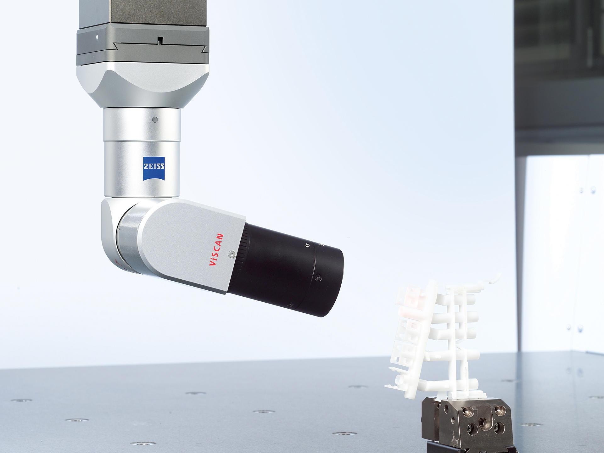Camera sensor is particularly suitable for touch-sensitive surfaces