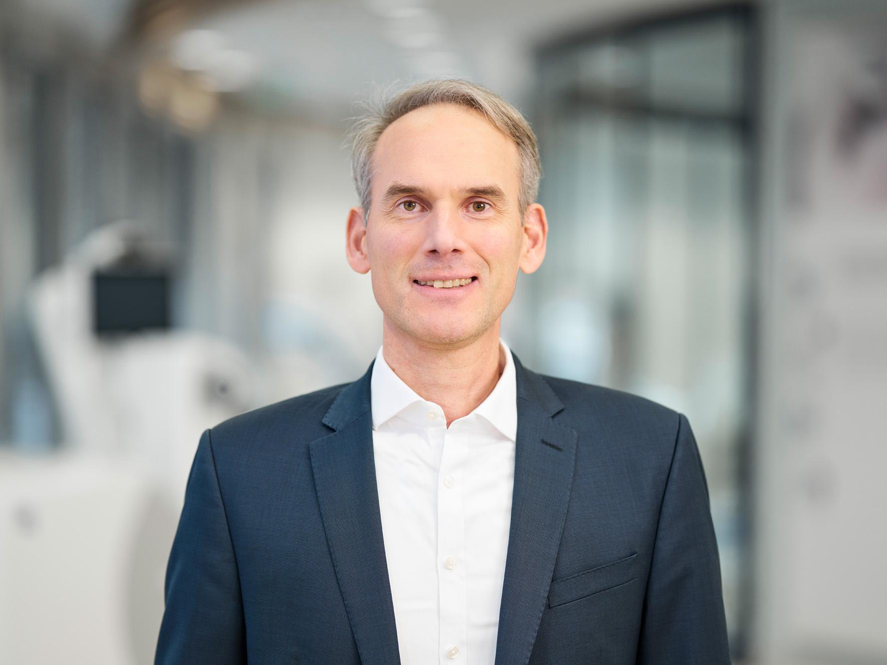 Portrait of Dr. Markus Weber (CEO)