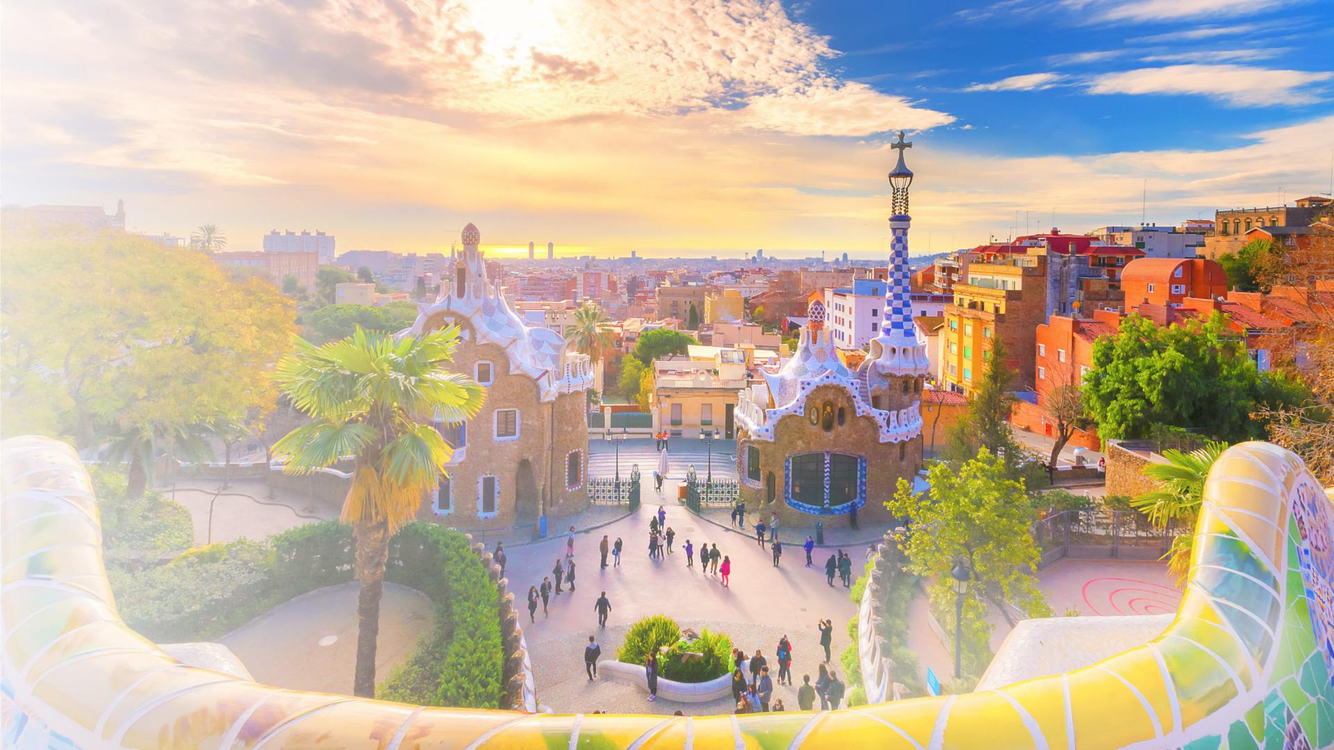 ESCRS 2024 in Barcelona: View of Park Geull at sunset