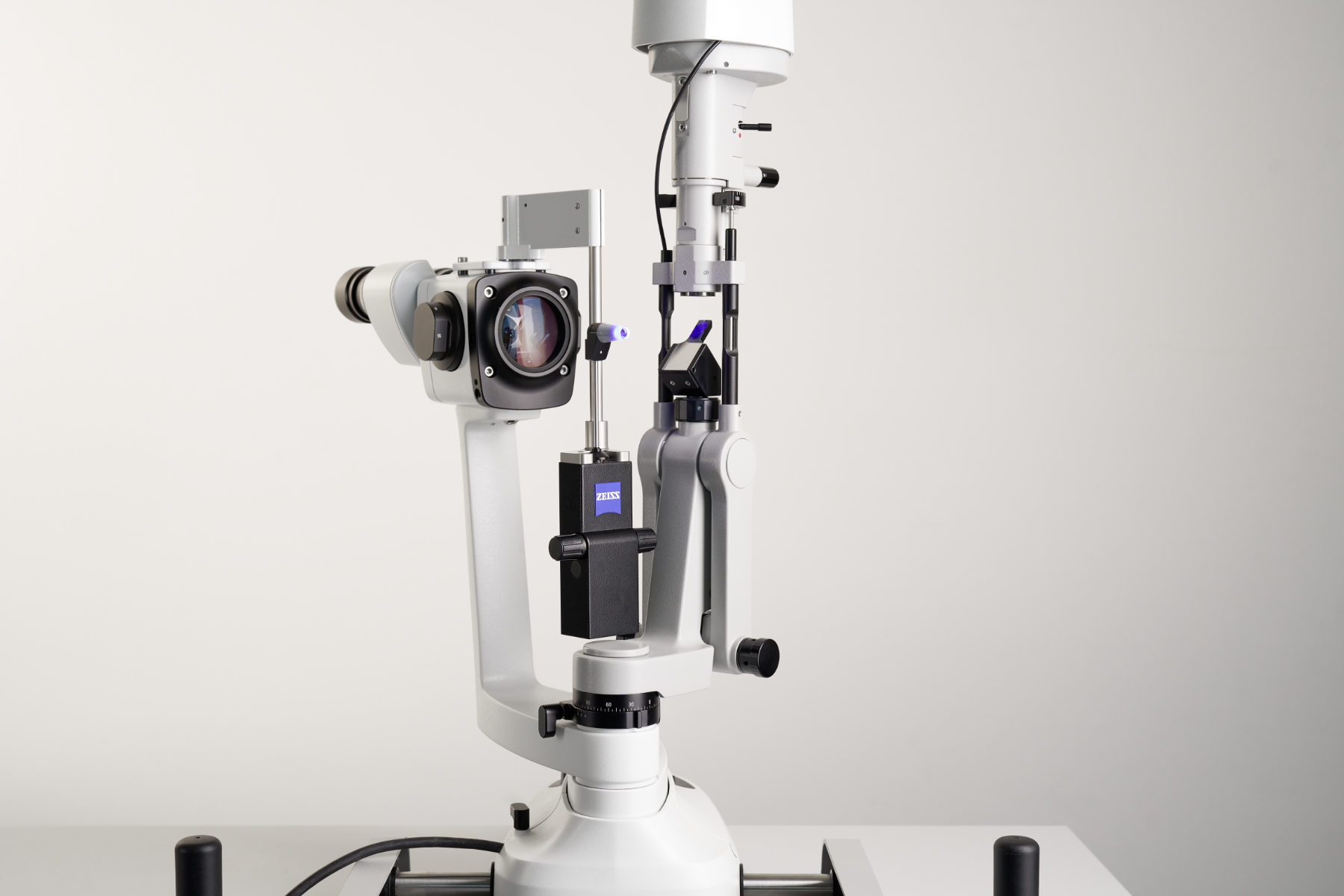 ZEISS SL 800 — Тонометр AT 030 и Fundus VarioView
