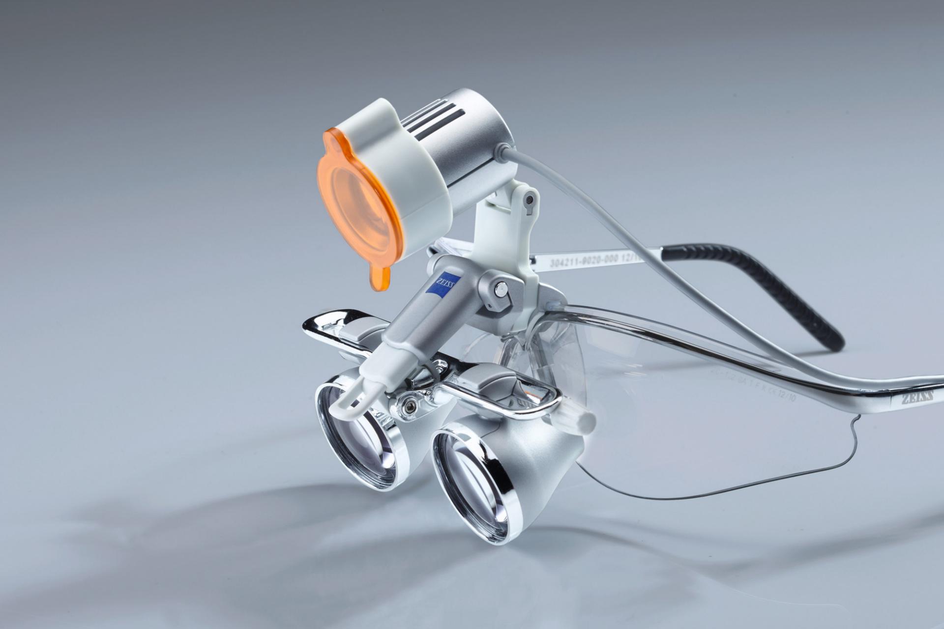 Lupas médicas ZEISS EyeMag