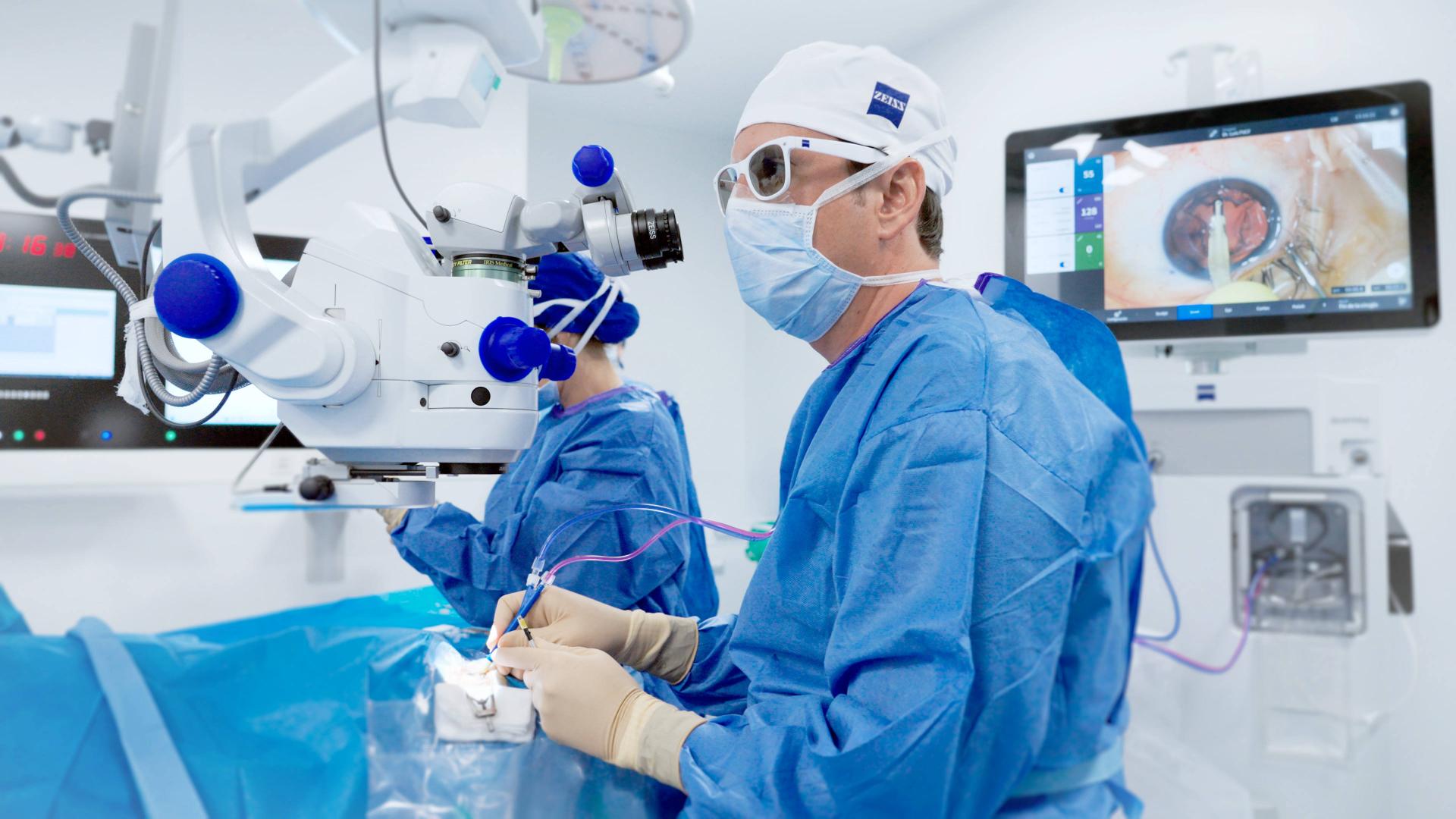 Setting a new standard in cataract surgery with ZEISS ARTEVO 850