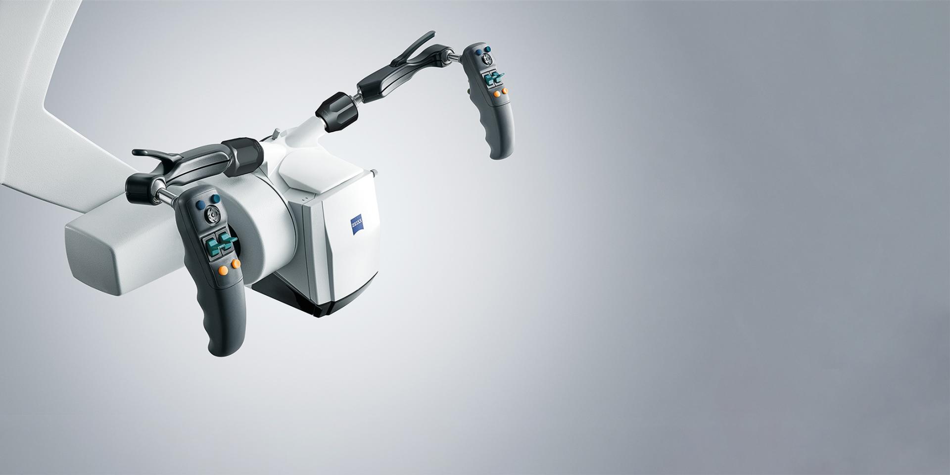 Robotica controllata dal chirurgo
