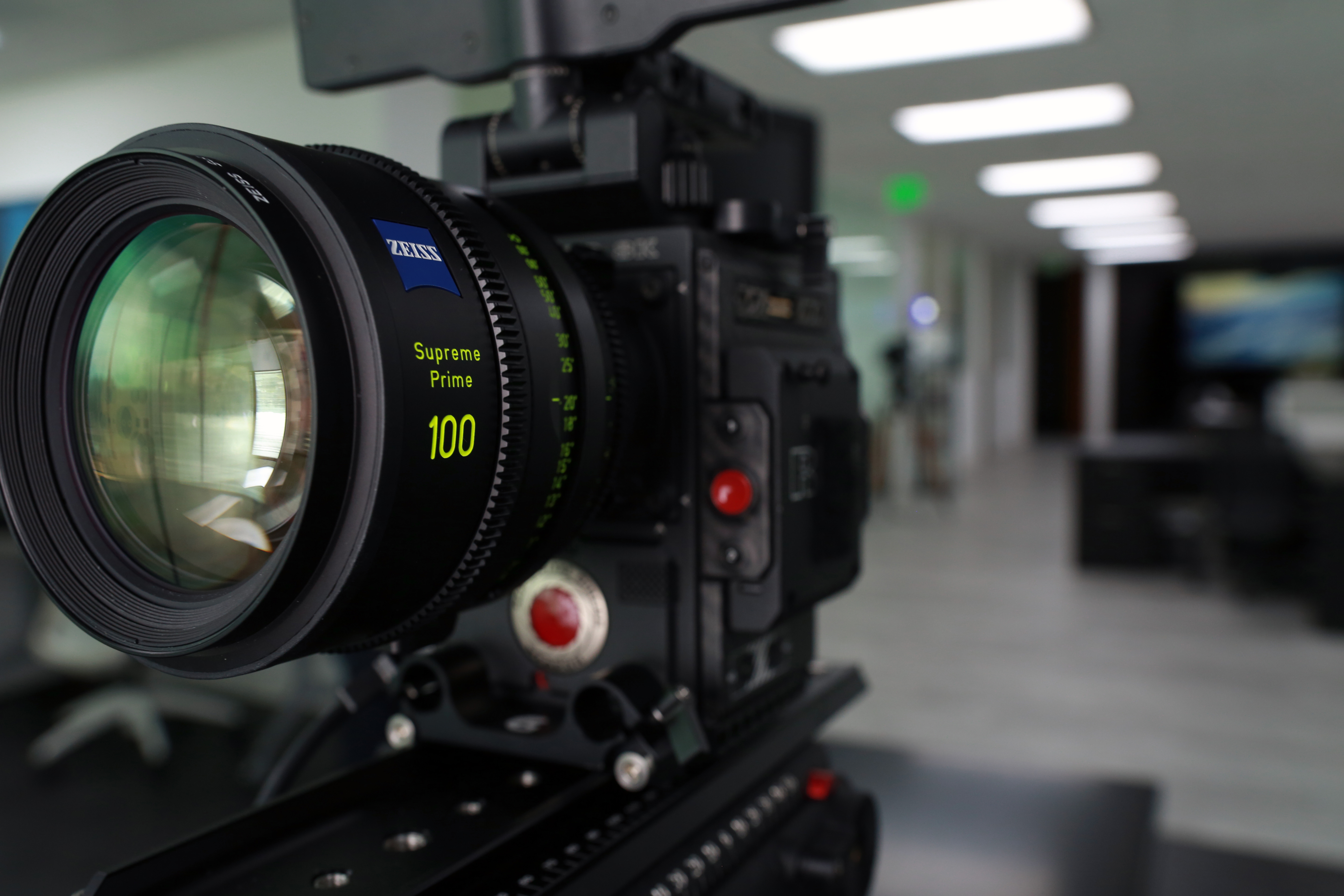 Zeiss Newsroom - the newly opened zeiss cinema lens demo center in sherman oaks california offers customers and partners the opportunity to explore the company s products