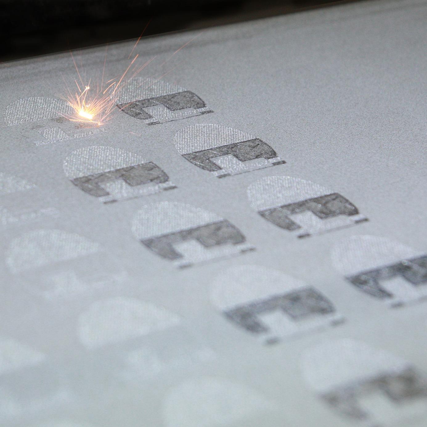 An evenly distributed powder bed is essential for a stable and reliable additive manufacturing process