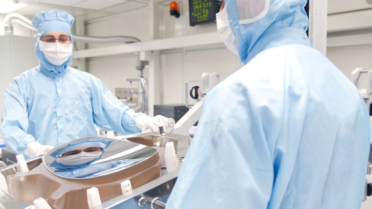 The world&apos;s most precise mirror from ZEISS enables EUV lithography