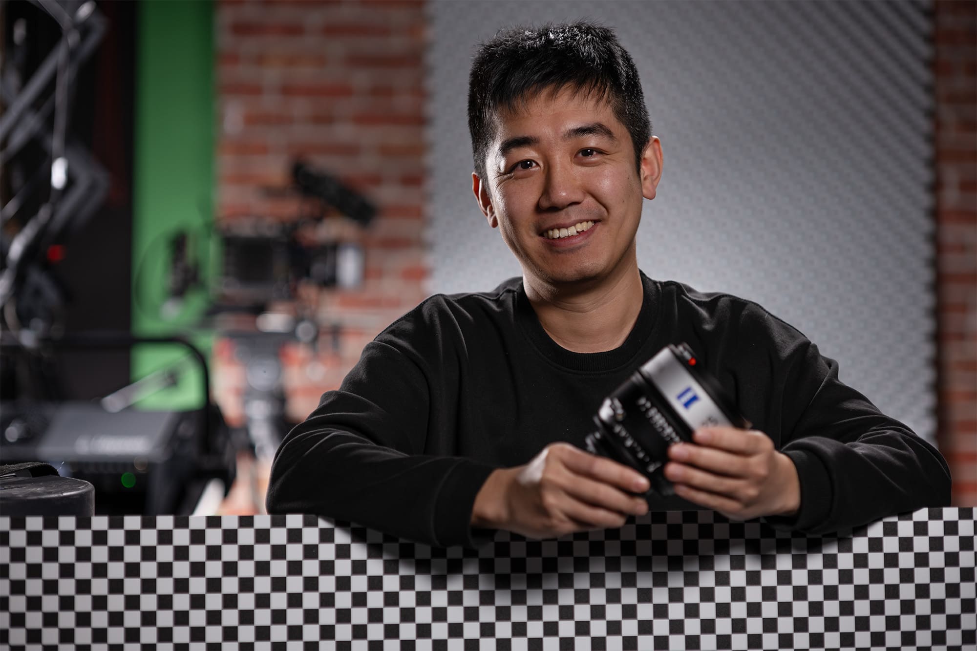 Film & Digital Times: Aatma optical design with Xiang Liu and Benjamin ...