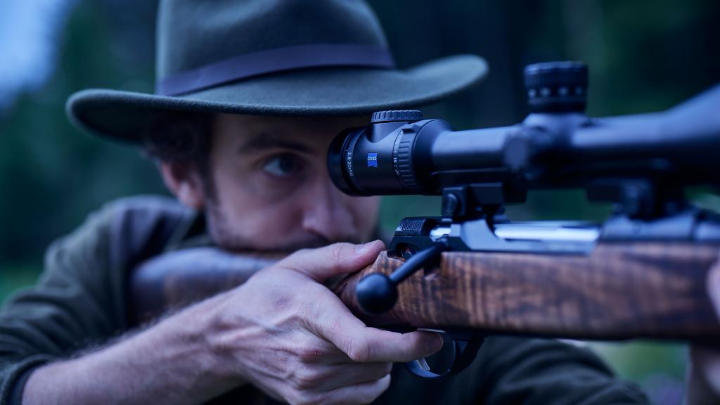 ツァイス　ライフルスコープ ZEISS V8 | The most versatile riflescope.