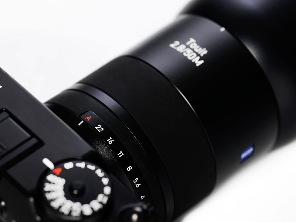ZEISS Touit Autofocus APS-C lenses for Sony and Fujifilm