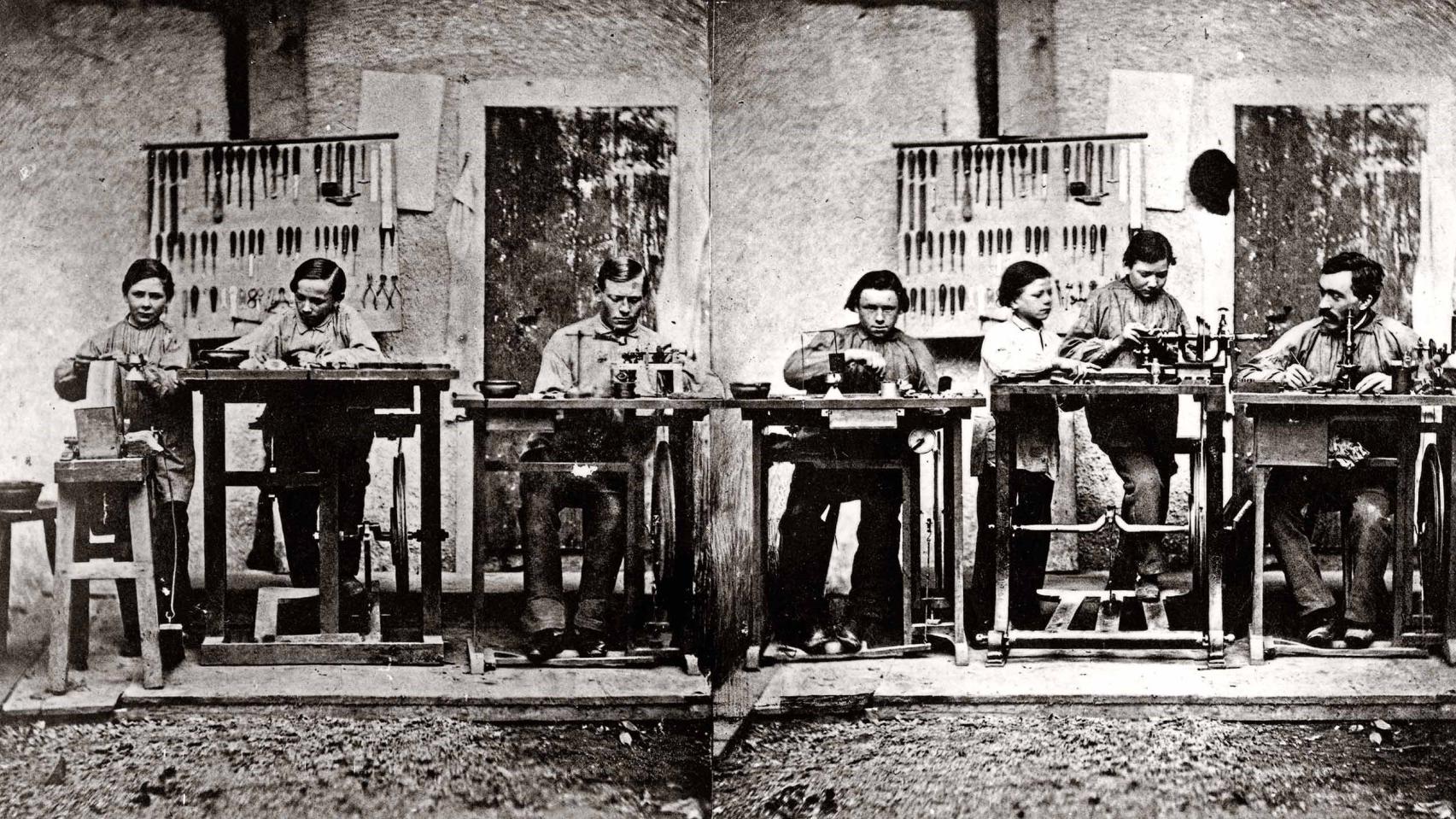 Foreman August Löber with mechanics and apprentices in 1864