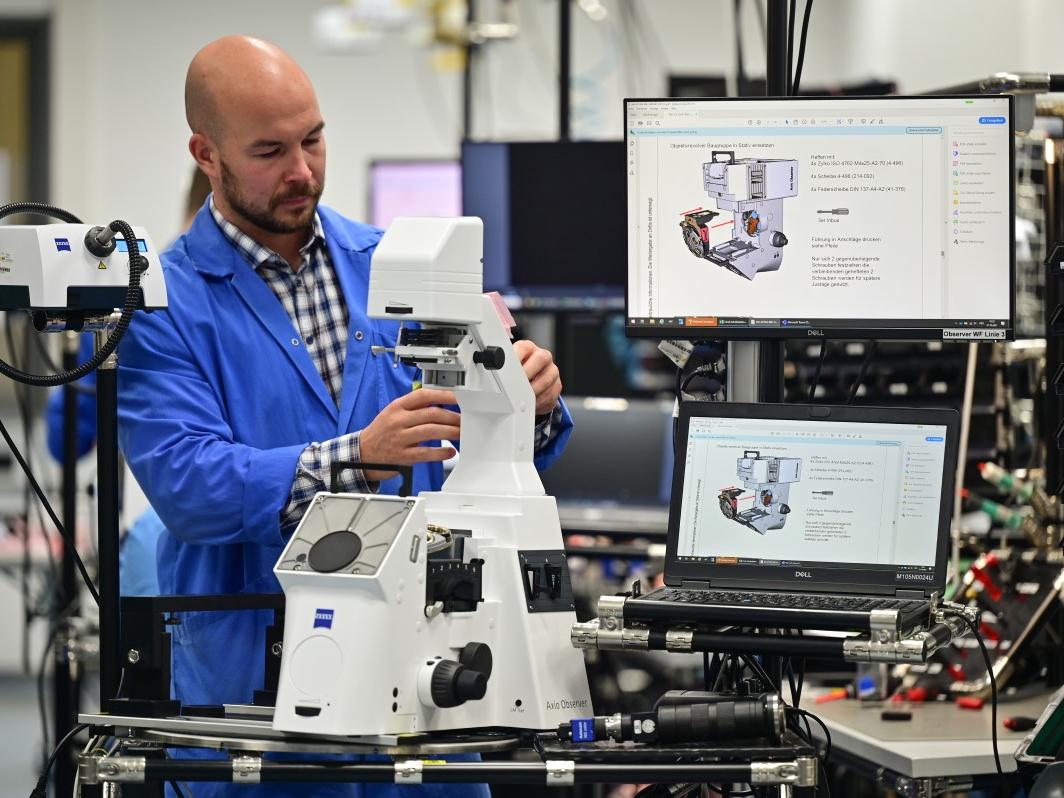 ZEISS Axio Observer is assembled in several steps on the production line.