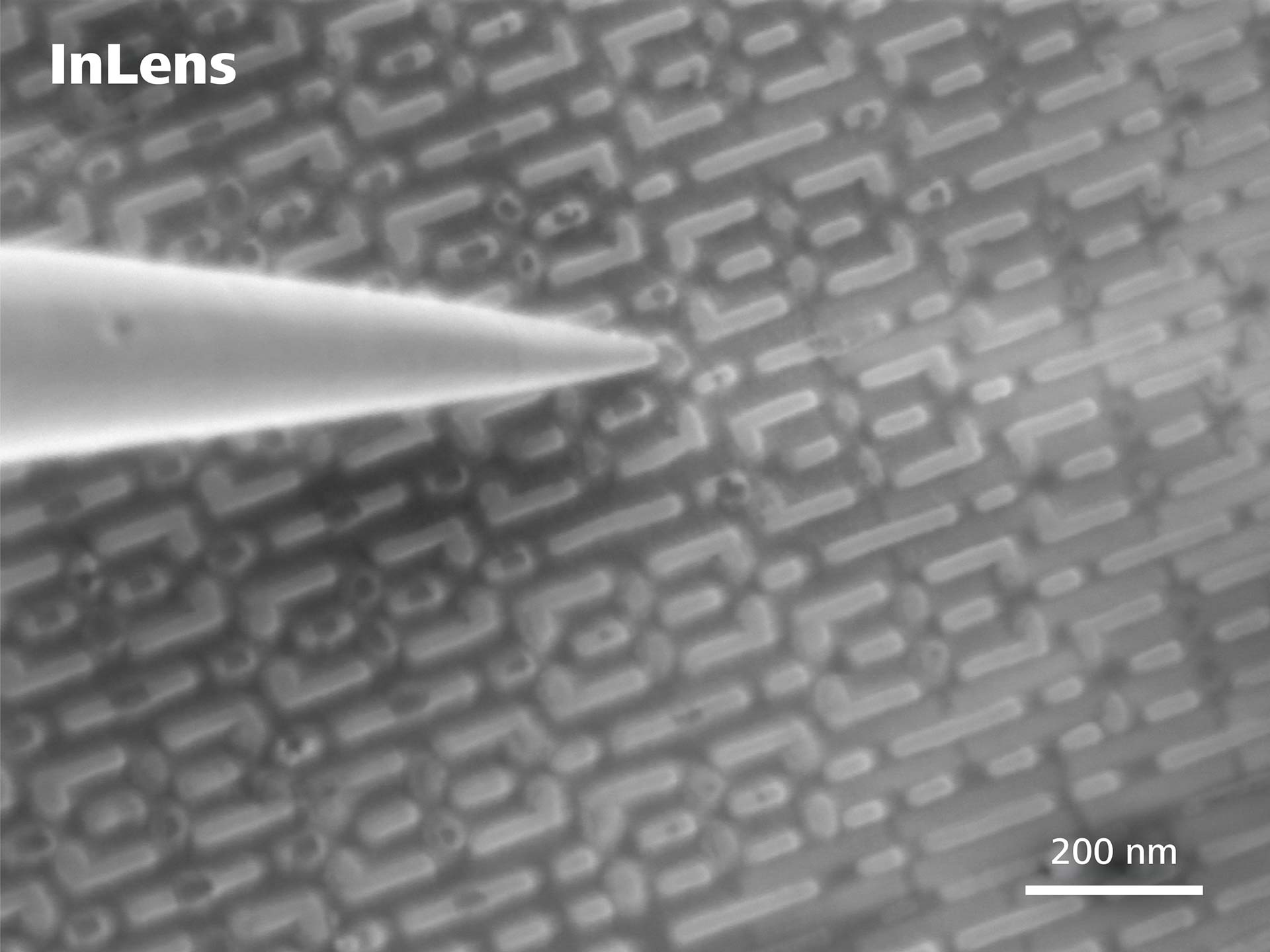 Detector InLens de imágenes de nanosondeo SRAM de 7 nm 