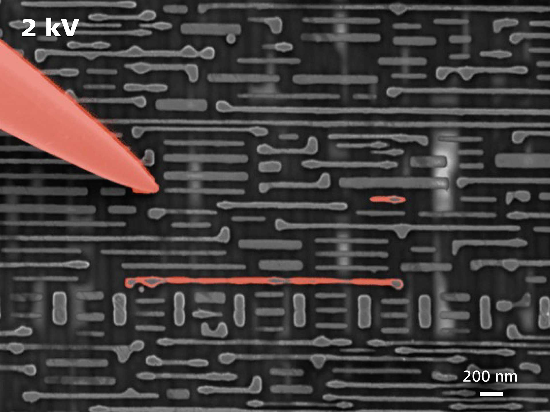 EBAC mit Nanosonde eines 14‑nm-Logikbausteins bei 2 kV