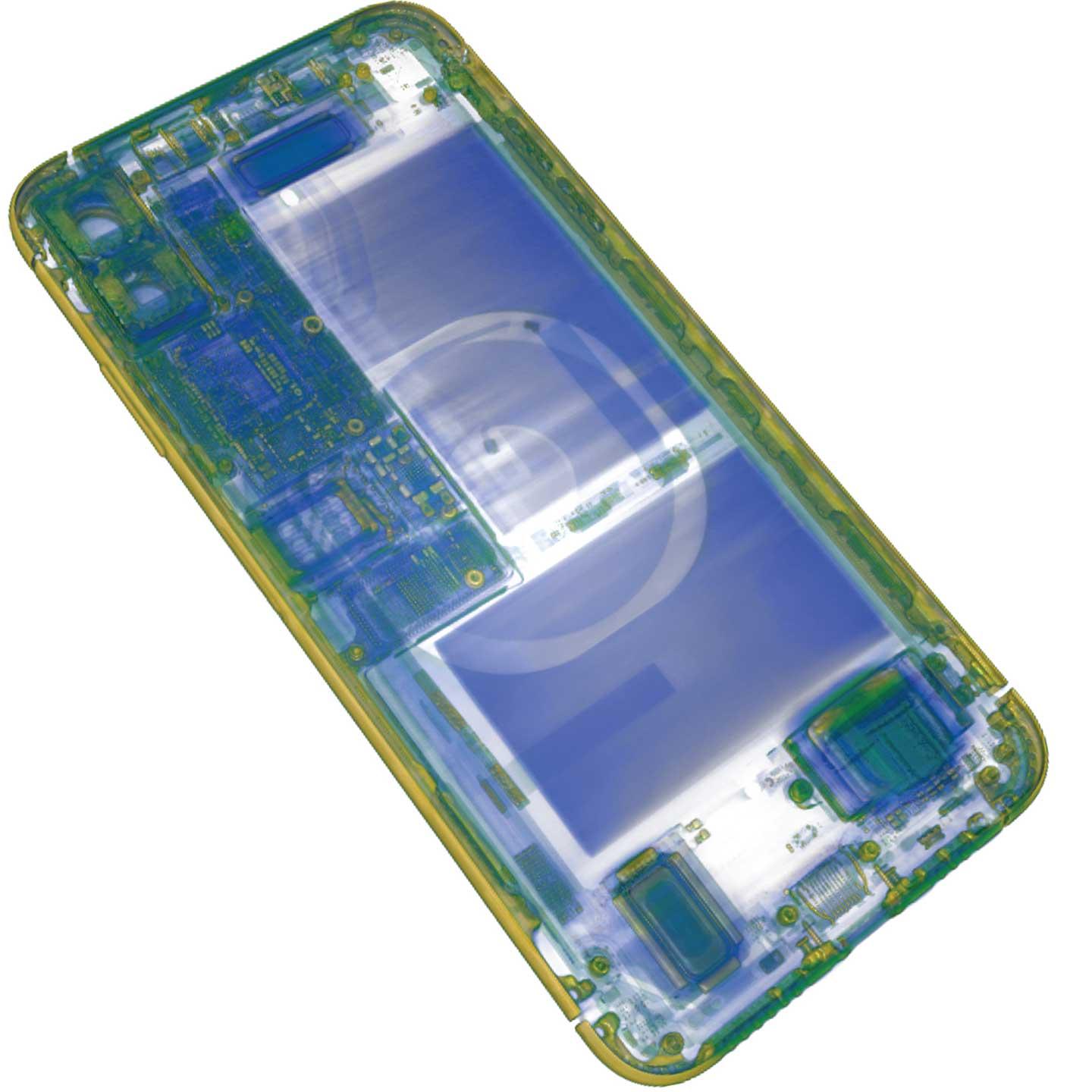 3D X-ray Image of Smartphone