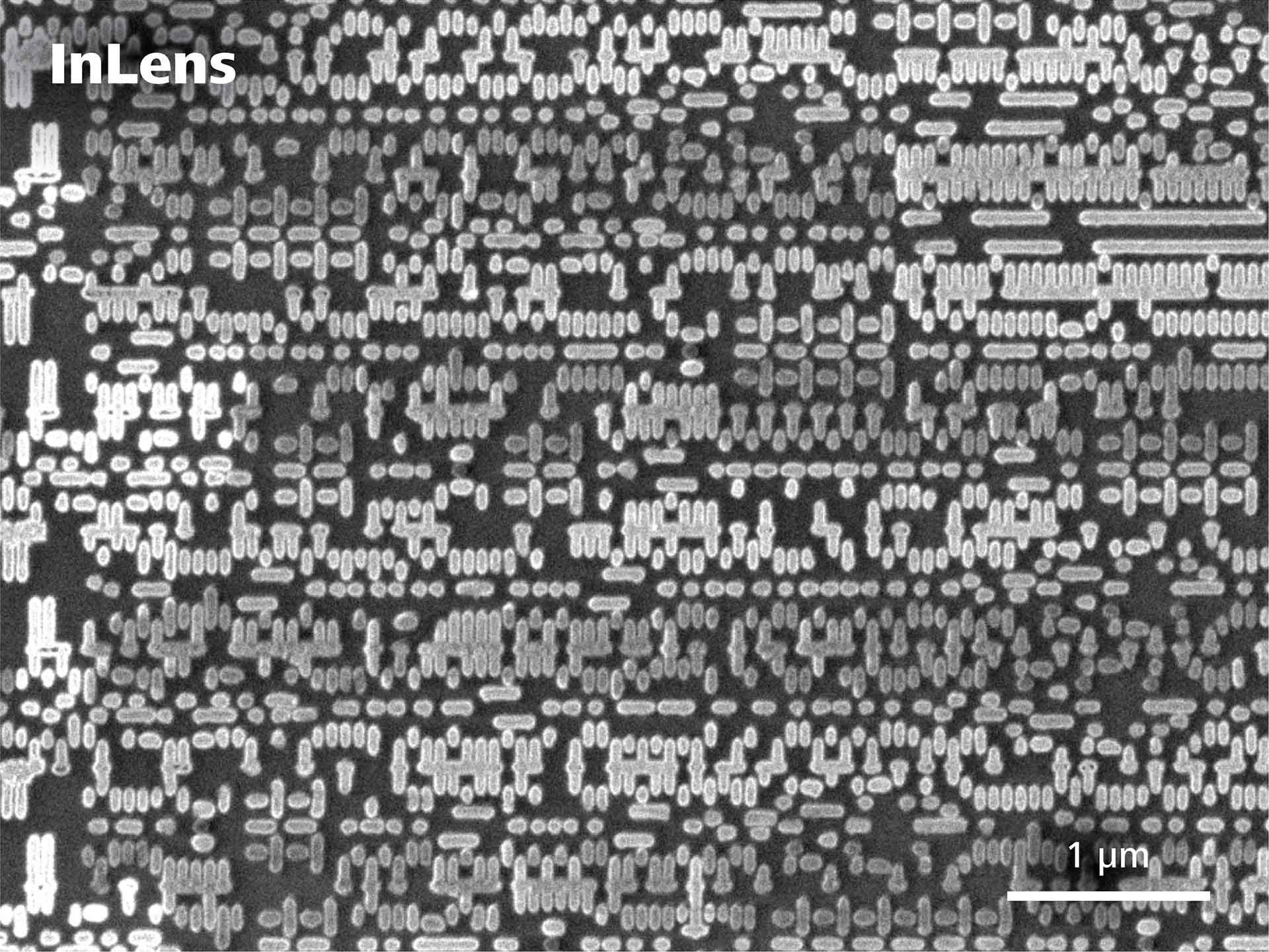 Low‑k-Filmstapel, passiver Spannungskontrast mit InLens-Detektor