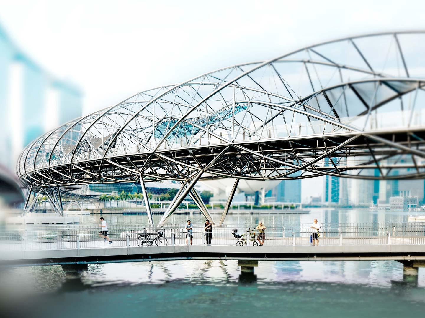 Microscopy solutions for steel - picture of the Singapore helix bridge 