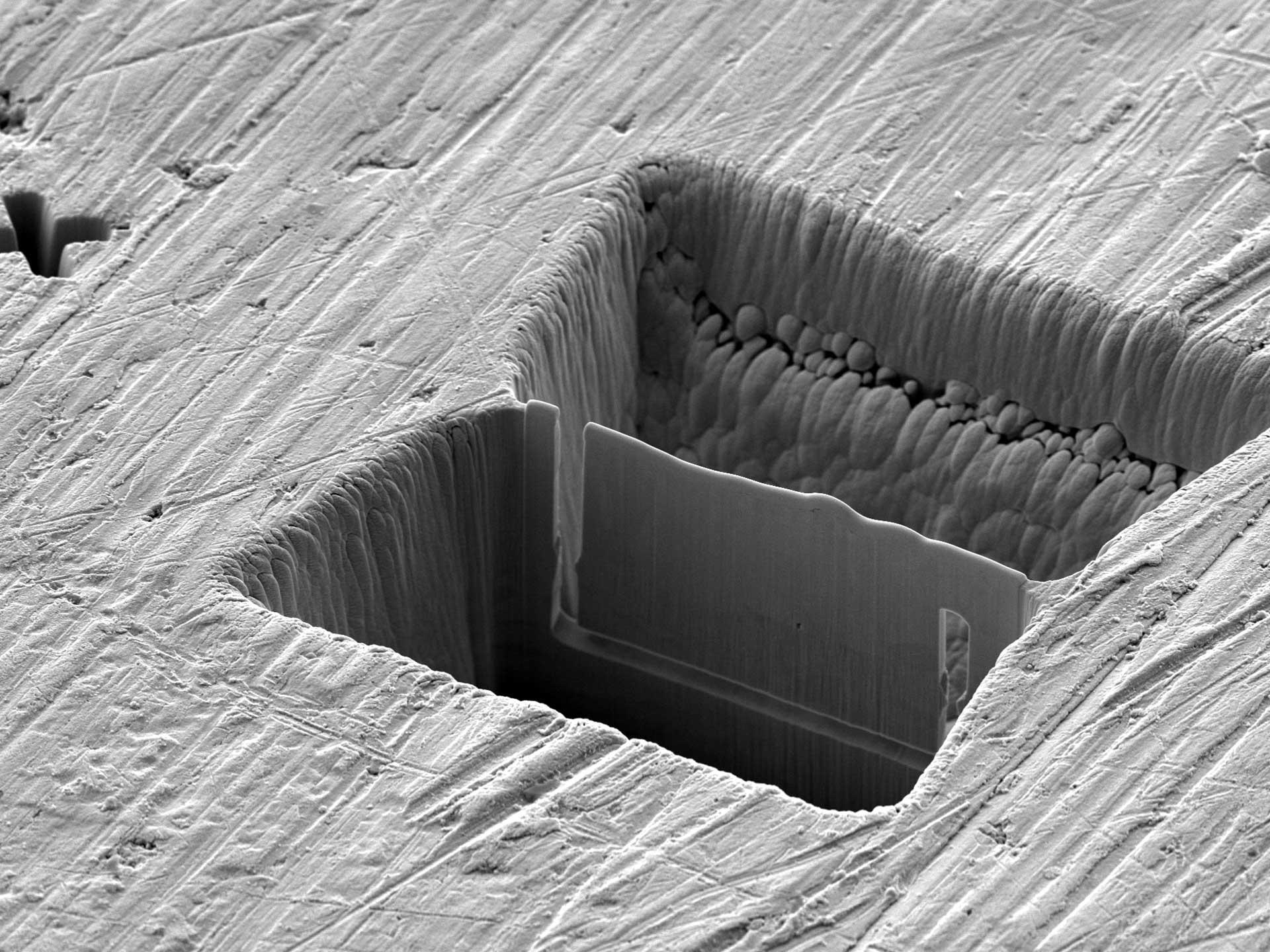 Lamella of a Silver/Nickel/Copper-Layered System