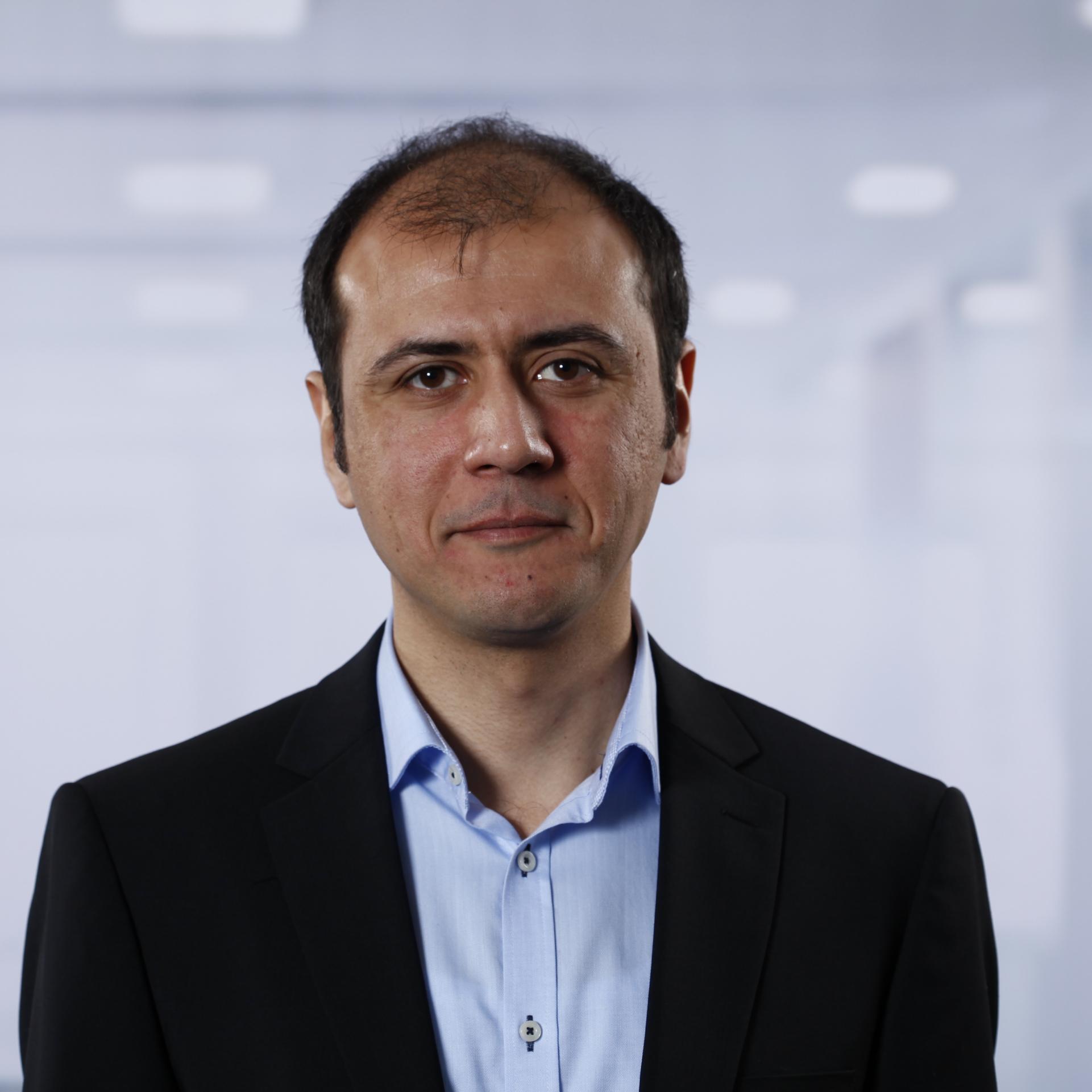 Webinar Presenter: Mohsen Samadi Khoshkhoo