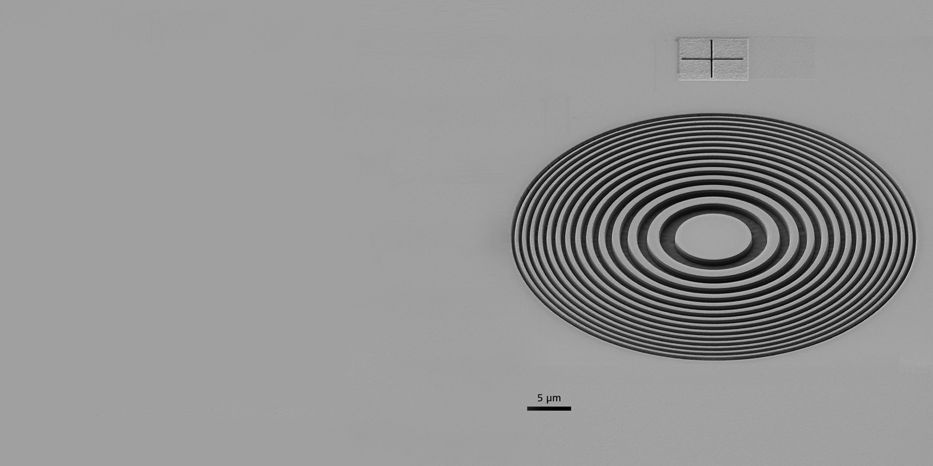 Fresnel zone plate, example for nanopatterning.