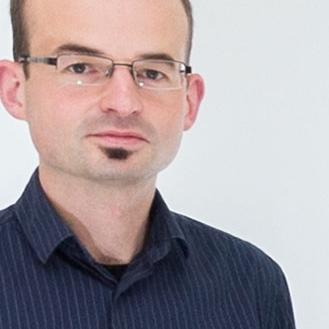 Dr. Mario Hentschel​