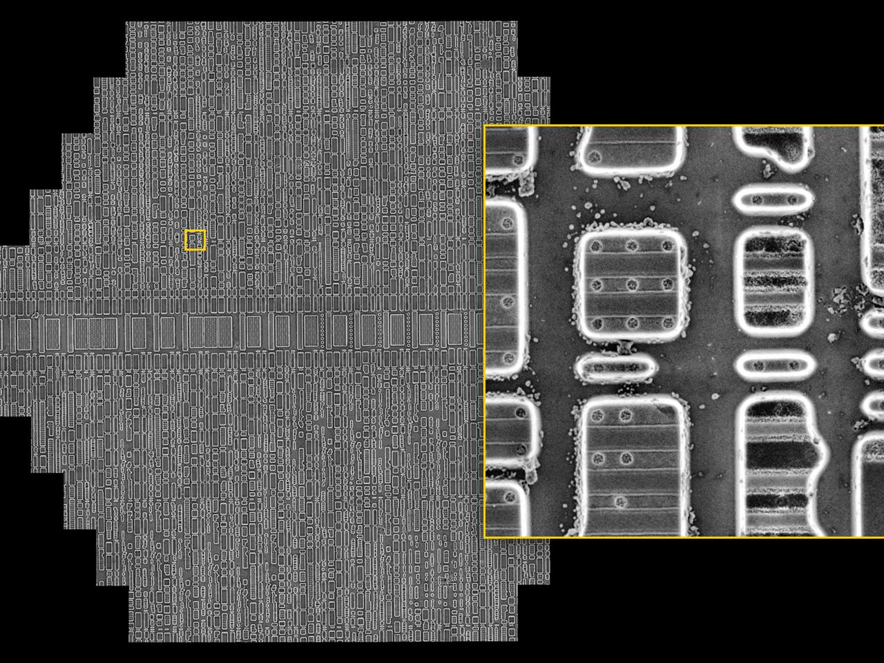 65 nmテクノロジーノード画像処理集積回路。フッ化水素酸によるエッチングでシリコン基板が剥離している。